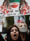 Pe 1 octombrie 2022, zeci de iranieni care trăiesc în România au protestat față de regimul islamic. Ei au transmis un mesaj de solidaritate, de la București, pentru femeile din Iran.