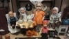 Экспозиция в музее "Куклы советского детства"