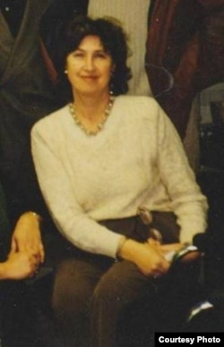 Марина Ефимова, начало 1990-х