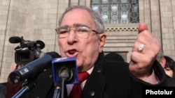 Armenia -- Tigran Karapetian, the owner of ALM television facing closure, addresses supporters at a rally in Yerevan, 19Jan2011.