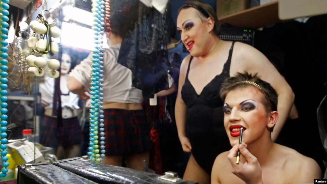 Transvestitlar xususiy