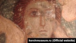 Зображення богині Деметри на стелі античного склепу I століття н.е., Керч