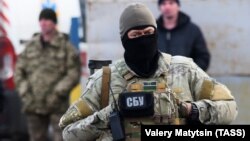 Припадник на украинската безбедносна служба, илустрација 