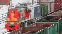 Ukraina separatistleriň elindäki sebitlerde ýük gatnawyny togtatdy
