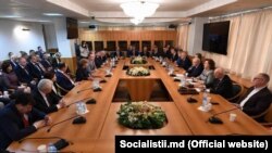 Deputații socialiști la Moscova