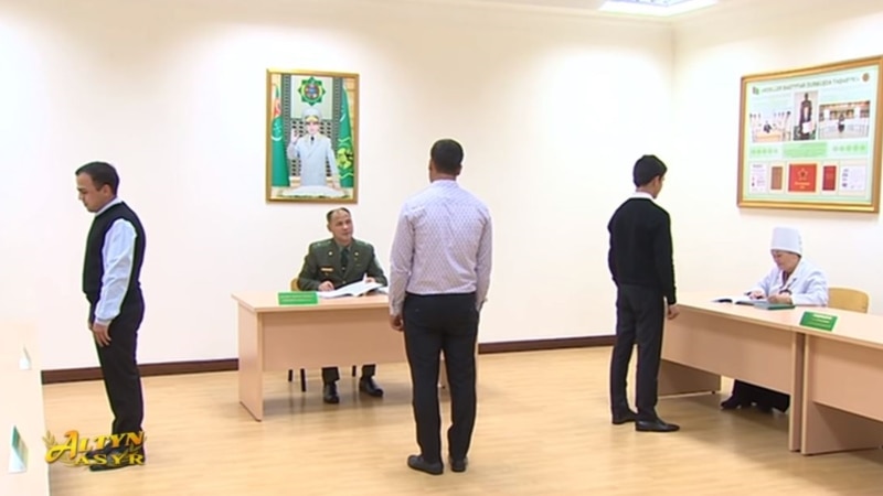 Gulluga çagyrylan raýatlardan goşmaça medisina barlaglaryndan geçmek talap edilýär