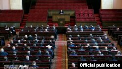 Armenia - Prime Minister Hovik Abrahamian meets with Armenian businesspeople, Yerevan, 14May2014.