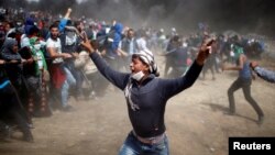 Protest palestinian la  linia de demarcație cu Fâșia Gaza.