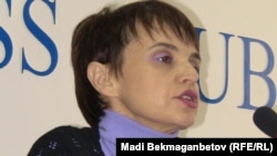 Оксана Макушина, "Голос Республики" газетінің бұрынғы бас редакторы. Алматы, 31 наурыз 2011 жыл.