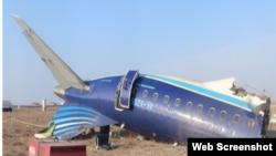 Сбитый российской ПВО самолет "Азербайджанских авиалиний"
