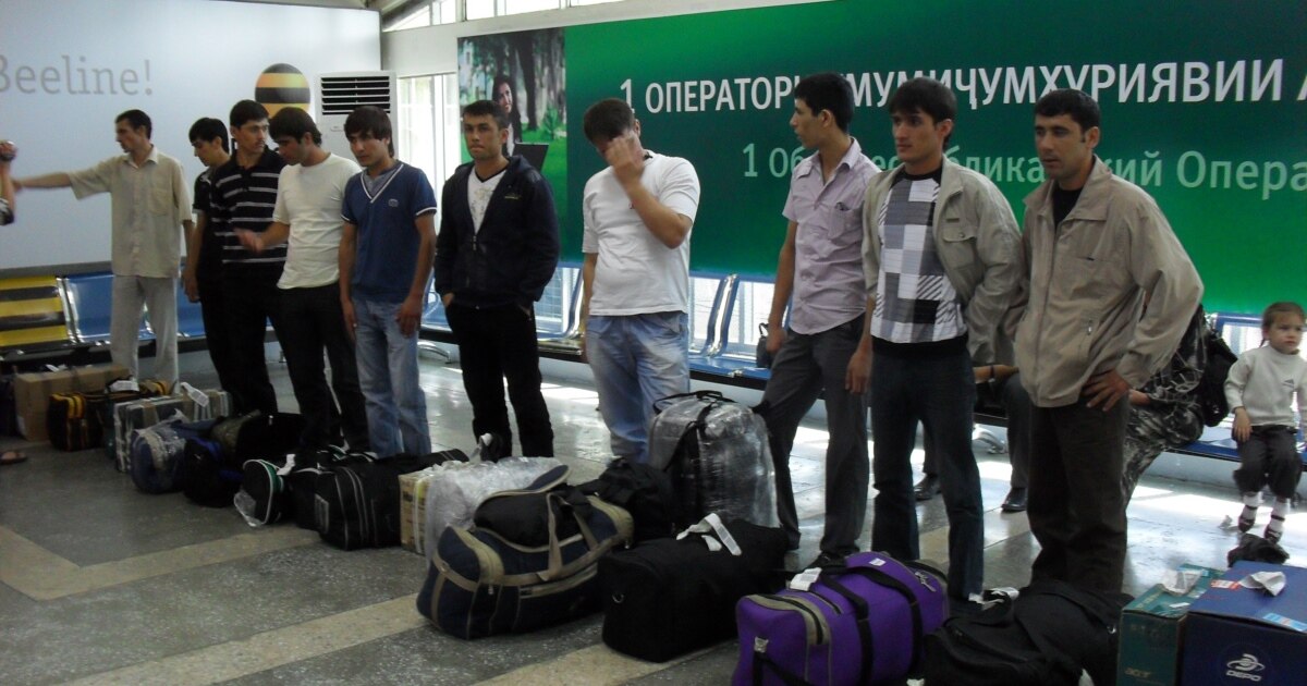 Қазіргі орыс ауылындағы порно Жақын планда