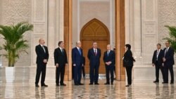 Президенты четырех стран Центральной Азии (Узбекистана, Таджикистана, Казахстана, Кыргызстана) и Азербайджана во время посещения Центра исламской цивилизации в Ташкенте в преддверии регионального саммита. 15 ноября 2025 года