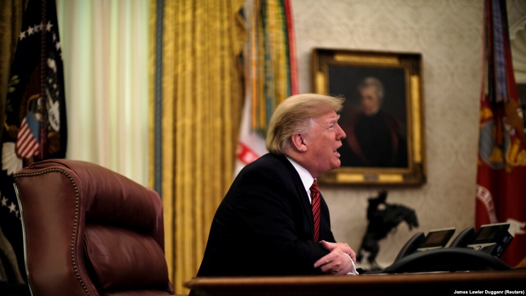 Donald Trump u Ovalnoj sobi 25. decembra 2018.