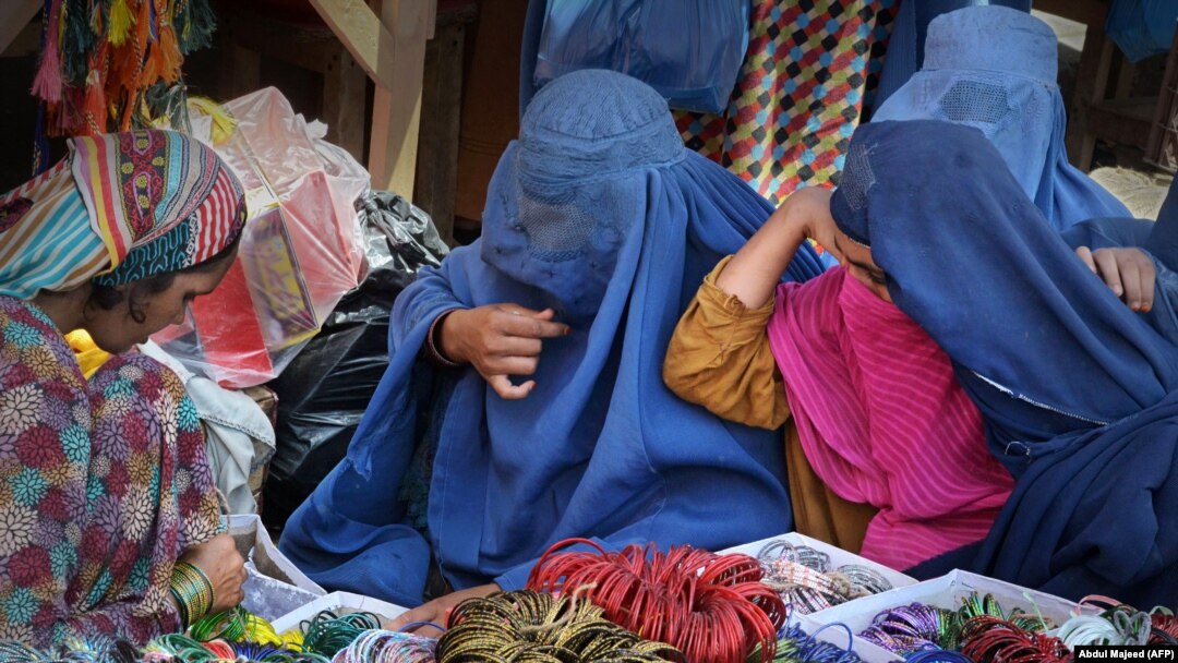 په پاکستان کې له ۲۵ لاکونو زیات افغانان اوسي