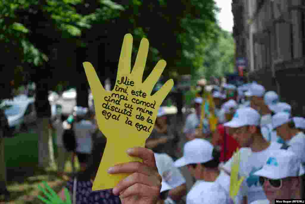 Moldova, Societatea civilă atrage atenția ministerului sănătății de la Chișinău