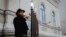 Aprindere de lumânare la Chișinău în timpul „Sărbătorii luminilor”, Hannukah, în decembrie 2024 