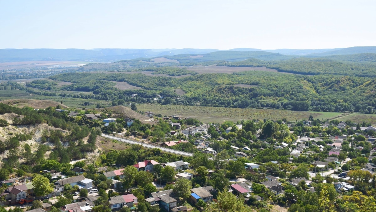 Село Верхнесадовое: жизнь между рекой и трассой (фотогалерея)