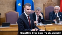 Premijer Milojko Spajić u Skupštini Crne Gore 30. oktobra 2025.