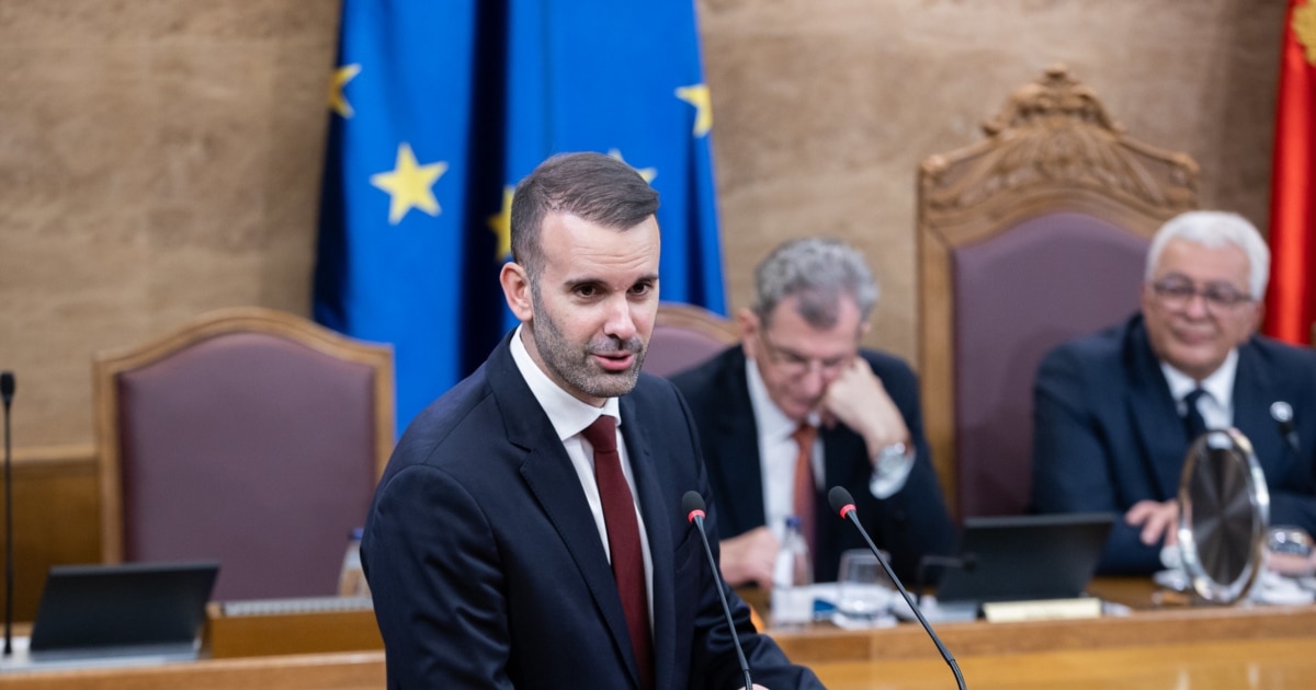 Mali i Zi thotë se do ta ashpërsojë regjimin e vizave për shtetasit rusë