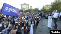 Armenia - Former President Robert Kocharian speaks at a campaign rally in Armavir, June 14, 2021.