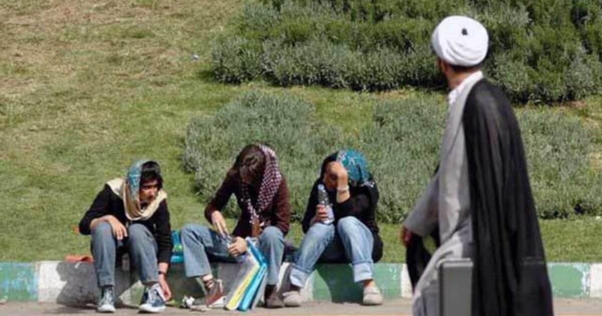 Өтірік айтпа, қалампыр, неге раушан гүлдей гүлдедің?