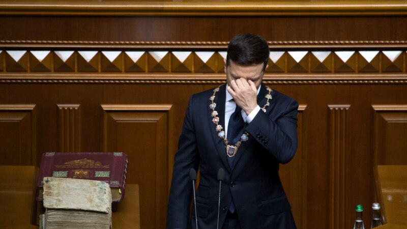 Zelenski  dekretom smijenio predsjednika Ustavnog suda Ukrajine