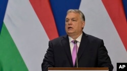 În 2022, partidul FIDESZ, al premierului Viktor Orban, a primit 55% din totalul finanțărilor private.