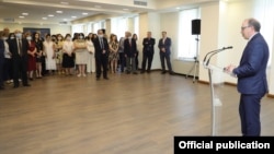 Armenia - Outgoing Foreign Minister Ara Ayvazian addresses Armenian Foreign Ministry staff, Yerevan, May 31, 2021.