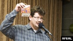 Андрэй Хадановіч.