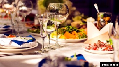 Тайлық секс массажы бейне көру Видеода әйел оргазмын көрсетіңіз