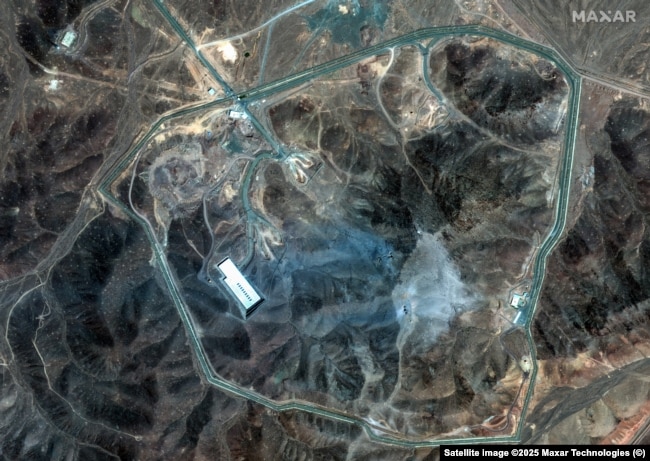 Imazh satelitor i uzinës bërthamore Fordow të Iranit pas sulmeve amerikane më 22 qershor
