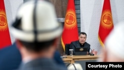 Президент Жапаров Ош облусунда эл менен жолугушууда.  Араван, 11-апрель, 2026-жыл 