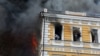 Триває рятувальна операція і гасіння пожежі