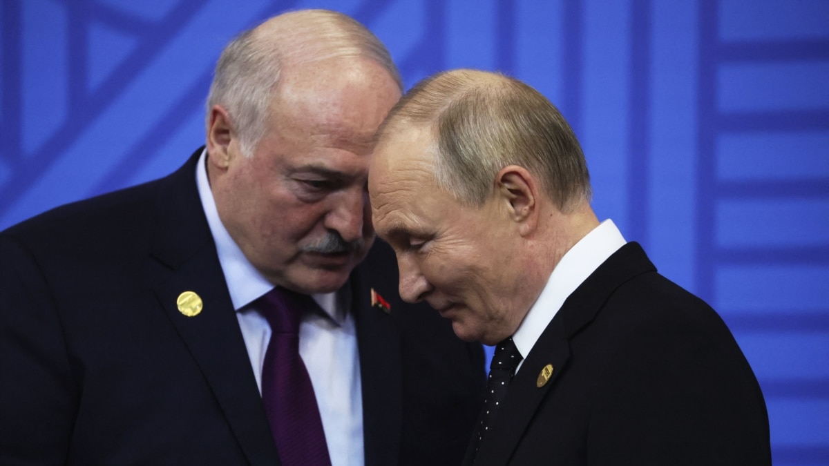 Лукашенко запрошує Трампа, Путіна і Зеленського на переговори в Білорусі