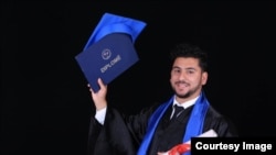 Fatlum Kryeziu, i diplomuar në drejtimin Sociologji, ende është në kërkim të një vendi pune. 