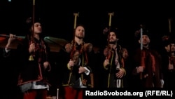 Сцена із вистави «Коляда та й Плєс». Київ, 14 січня 2026 року