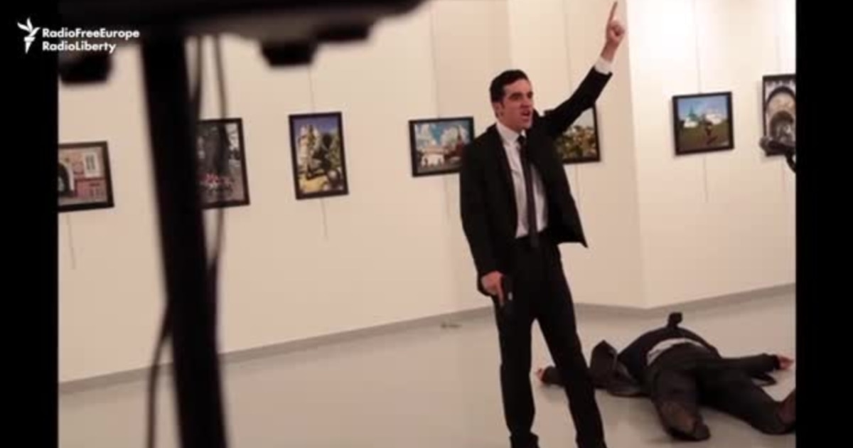 Аузында жыныс мүшесі бар қыз