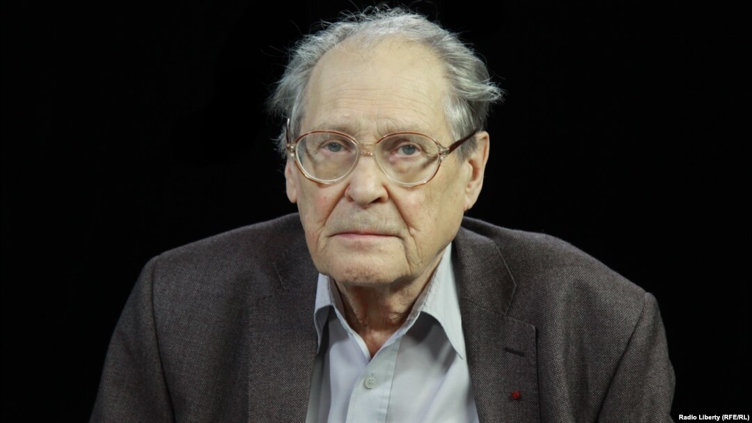 Sergei Kovalyov: "One cannot sacrifice principles for the sake of pragmatic things," Kovalyov said in an interview with RFE/RL's Russian Service in 2011. "It will end up costing you more."