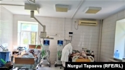 Отделение реанимации в больнице, принимающей пациентов с COVID-19 в Нур-Султане 