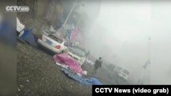 تصاویری که شبکه خبری سی‌سی‌تی‌وی پخش کرده منطقه نسبتا بزرگی را نشان می‌دهد که در پی این از انفجار آسیب دیده‌است