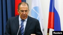 r Sergei Lavrov la întîlnirea cu studenții de la Institutul de Stat pentru Relații Internaționale de la Moscova 