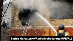 Внаслідок удару пошкоджений п’ятиповерховий будинок, частина квартир вигоріла