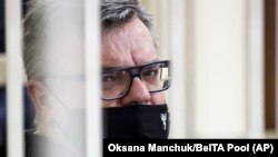 Виктор Бабарика - е поранешен банкар и важеше за најсериозен кандидат против Лукашенко на претседателските избори што беа одржани на 9 август 2020 година.