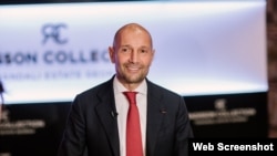 „სილქ როუდ ჯგუფის“ დამფუძნებელი გიორგი რამიშვილი დღეს დააკავეს თბილისის სახელმწიფო აეროპორტში - მას 7 წლამდე პატიმრობა ემუქრება.