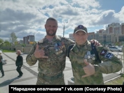 Ильдар Акбулатов (справа)