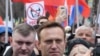 Aleksei Navalnyîi (centru), imagine de arhivă.
