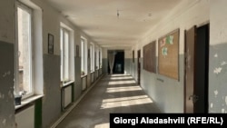 ველისციხის სკოლის დერეფანი