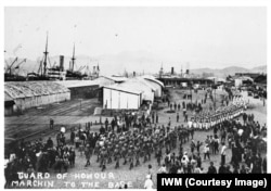 ბრიტანული საპატიო ყარაული 1920 წლის 7 ივლისს ბათუმის მოკავშირეთა ბაზისკენ მიემართება.