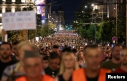 Protest împotriva Rio Tinto în centrul Belgradului, 10 august 2024.