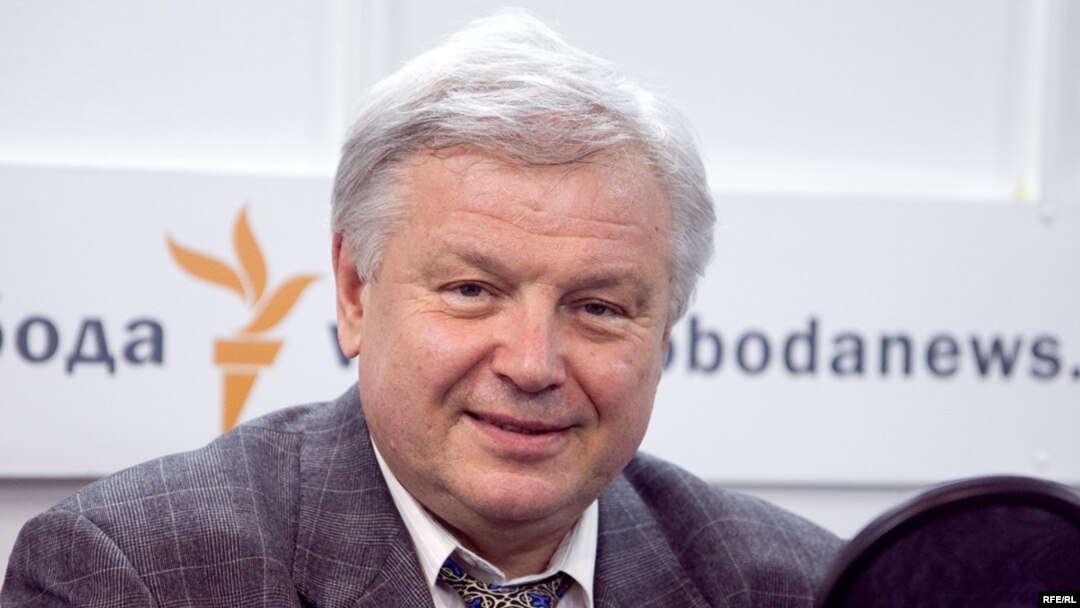Виктор Петраков
